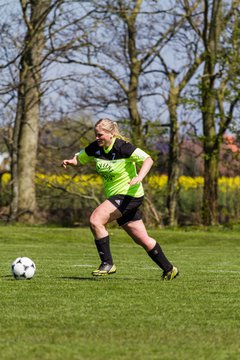 Bild 294 - Frauen SV Frisia 03 Risum Lindholm - Heider SV : Ergebnis: 8:0